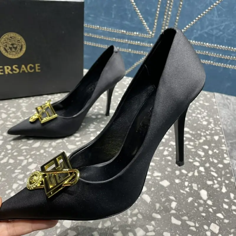 versace a talons hauts chaussures pour femme s_11b5600